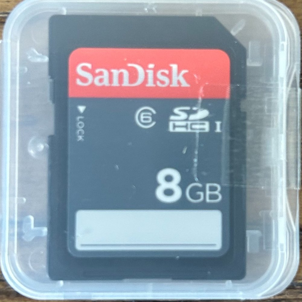 SanDisk 8GB SD HC I Memory Card New Sealed - Picture 2 of 4